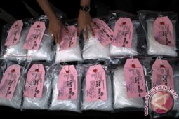 Kejari Surabaya Terima Pelimpahan Sabu 2,3 Kilogram