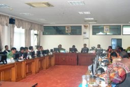 Warga Penajam Demo Terkait Pemadaman Listrik
