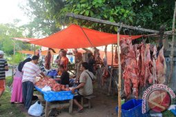 Bulog Distribusikan Daging Murah Ke Rejang Lebong