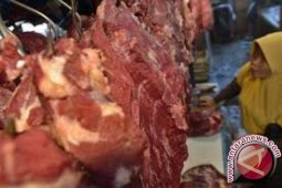 Disnakkeswan Jambi pantau kondisi daging di pasaran