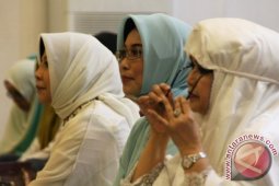 Istri Gubernur Buka Puasa Bersama