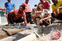 Gubernur Pastikan Kondisi Jalan di Jatim Mulus