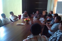 Kontraktor Pertanyakan Molornya Proyek PU Melawi