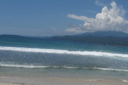 Gelombang di Selat Sunda Dua Meter 