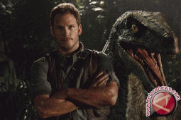 "Jurassic World" akan jadi peraih 1 miliar dolar tercepat