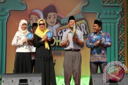 Wawali Bontang Buka Festival Gebyar Ramadhan