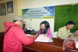 Pencari Kartu Miskin di Bojonegoro 25 Warga/Hari