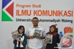 Mahasiswa UMM Terbitkan Buku "Pasar" Bergenre Fotografi
