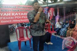 Rekomendasi  Risma-Whisnu Akan Dibacakan Sekjen PDIP