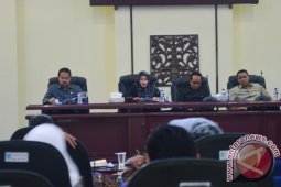 Jawaban Bupati Atas Pemandangan Umum Fraksi