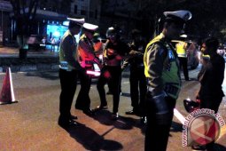 Razia Gabungan Tilang Puluhan Pengendara Salahi Aturan