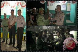 Polsek Berikan Bantuan Siskamling Tiga Desa