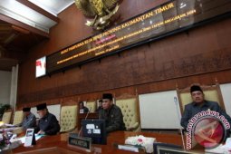 DPRD  Kaltim Bentuk Pansus LKPJ  2014