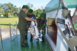 Korem 022/PT Ziarah Ke Makam Pahlawan
