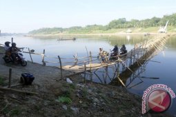 Jembatan Bengawan Solo