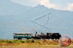 Kereta Uap Wisata
