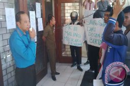 Mahasiswa Protes Penyelenggaraan "Pemilwa" Diduga Curang