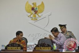 Fahri: Presiden Jokowi Perlu Meniru Pak Harto