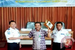 Trotoar dan Marka Jalan Balangan Perlu Pembenahan