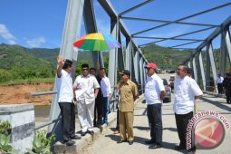 Jembatan Bulobulonu Terancam  Roboh