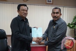 Dua Raperda Tunggu Pemandangan Akhir Fraksi