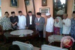 Bersama Pengasuh dan Kiai Sepuh
