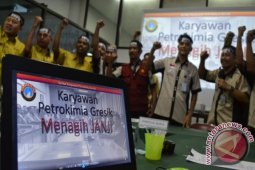 Karyawan Menagih Janji