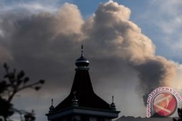 Bandara Ngurah Rai Ditutup Lagi karena Abu Raung