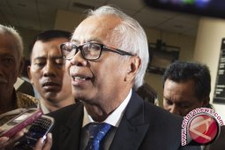 KPK Tahan OC Kaligis Kasus PTUN Medan