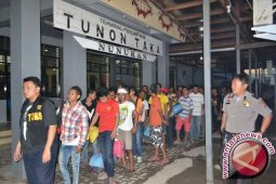 Warga Malaysia Ikut Dideportasi