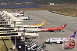 Bandara Surabaya-Malang Ditutup akibat Abu Vulkanik Raung