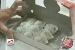 Penganan Khas Sukabumi Diserbu Pemudik