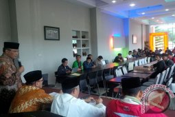 Nasaruddin Kukuhkan Panitia Kongres Adat Gayo