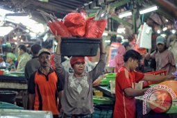 Pedagang Keluhkan Revitalisasi Pasar Tulungagung