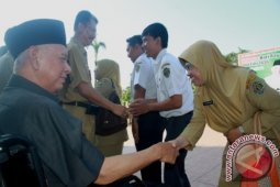 Gubernur: Pegawai Mangkir Harus Diberi Sanksi