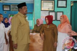 PNS Agar Jadi Pelopor Syariat Islam