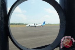 Abu Vulkanik Gunung Raung Masih Guyur Bandara Notohadinegoro