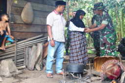 TNI Bangun Rumah Janda Miskin