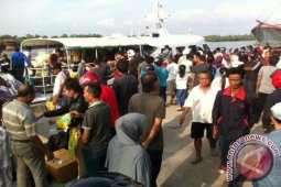 Arus Balik Lebaran Jalur Laut Menuju Ketapang Masih Normal