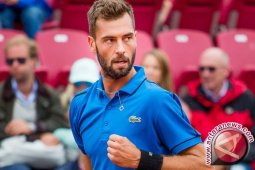 Petenis Prancis Benoit Paire ke perempat final