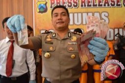 Polres Madiun Tangkap Sindikat Pembobol Toko Emas