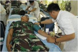 Yonif 641/Raider Donor Darah Bersama