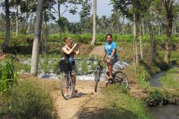 Warga Batulonceng Dapat Pelatihan Pengembangan Desa Wisata