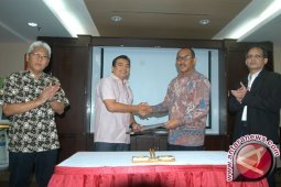 Kerjasama Perum LKBN Antara - LPP RRI