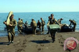 Marinir Indonesia-Amerika Latihan Amfibi di Situbondo