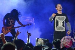 Band Asal Indonesia "Burgerkill" Pukau Pengunjung Pestival Musik Metal di Jerman