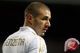 Arsenal tidak punya duit untuk beli Benzema