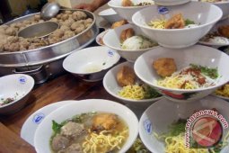 Bakso "Rindu Malam" Yang Selalu Membuat Rindu