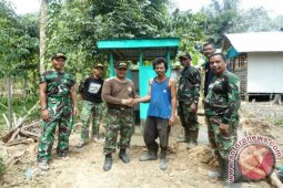TNI BERSAMA WARGA
