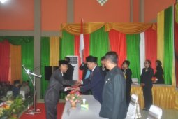 67 ASN Sintang Terima Penghargaan Presiden